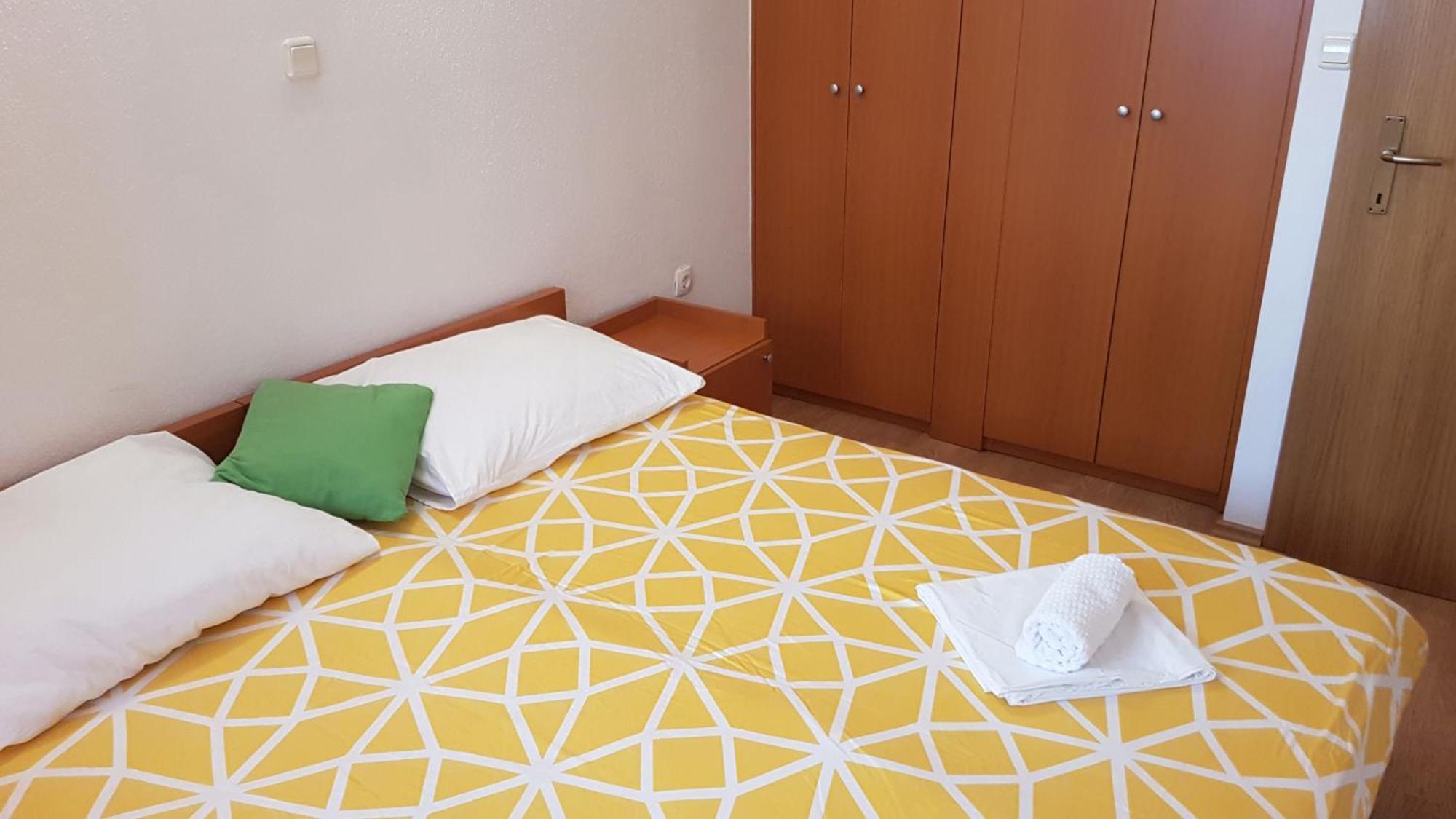 Apartments Mirjana Kustici Exterior photo
